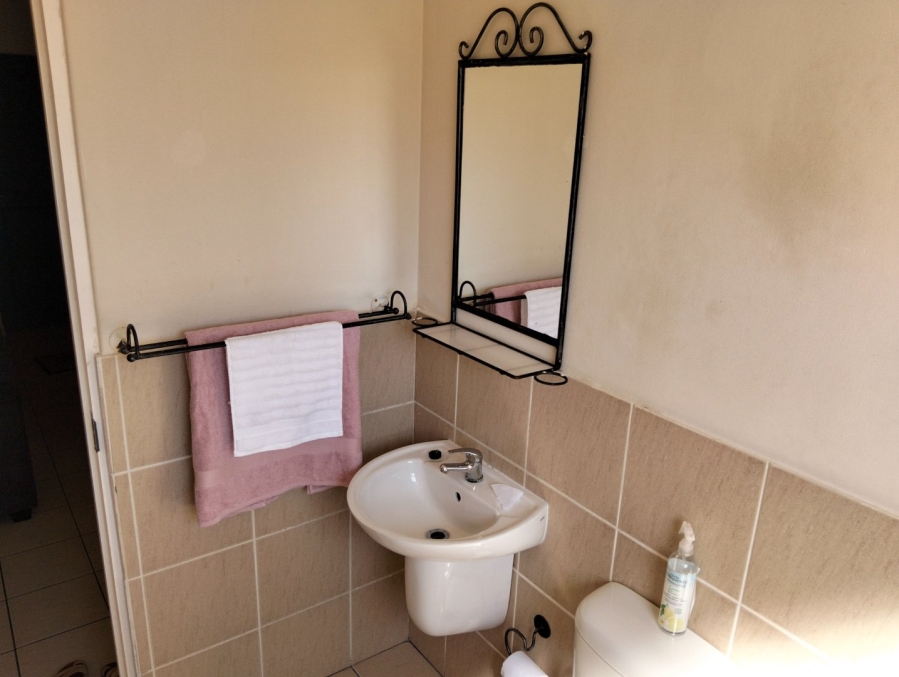 2 Bedroom Property for Sale in Parklands East Western Cape